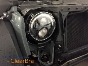 Jeep-Wrangler-Sport-Headlight-Xpel-Ultimate-Clear-Bra-Paint-Protection-Film-installation-Vancouver-ClearBra-2