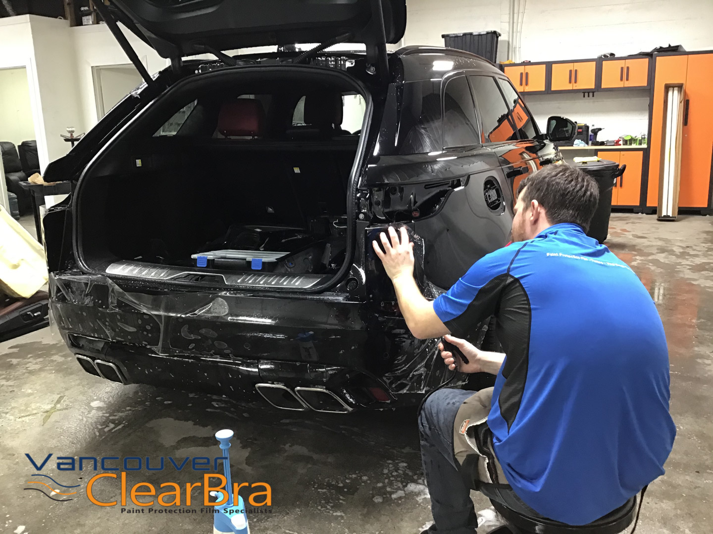 https://blog.vancouverclearbra.com/wp-content/uploads/2021/02/velar-range-rover-xpel-ultimate-clear-bra-paint-protection-film-Vancouver-ClearBra-9.jpg